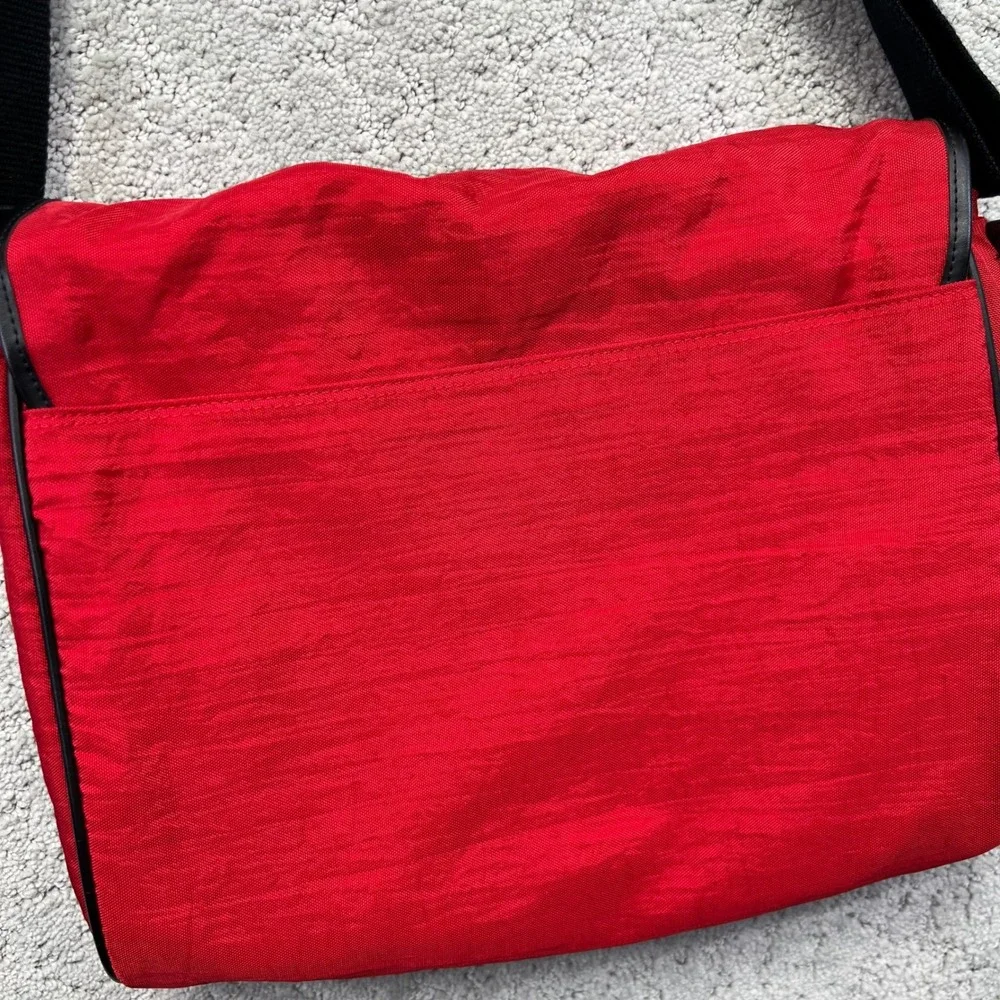 VINTAGE Perry Ellis America Messenger Bag Red Nylon Crossbody Eagle Logo
